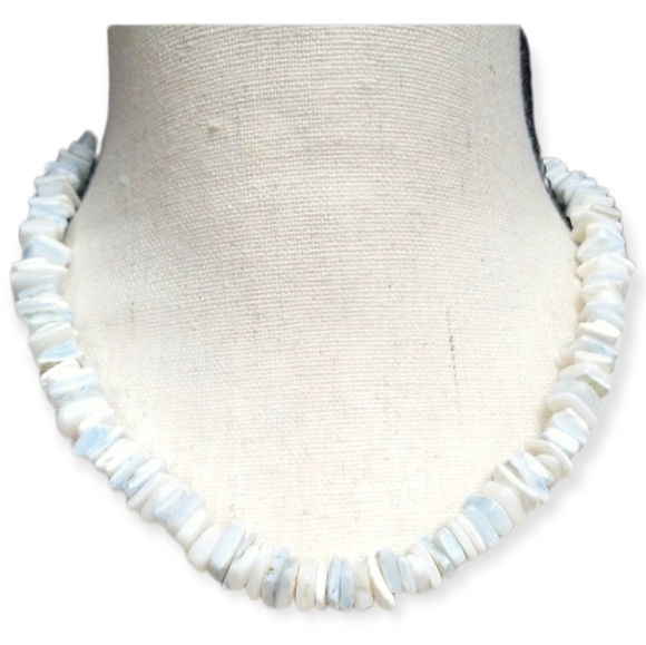 Vintage Boho 1970s Genuine Shell Puka Necklace - Picture 12 of 12